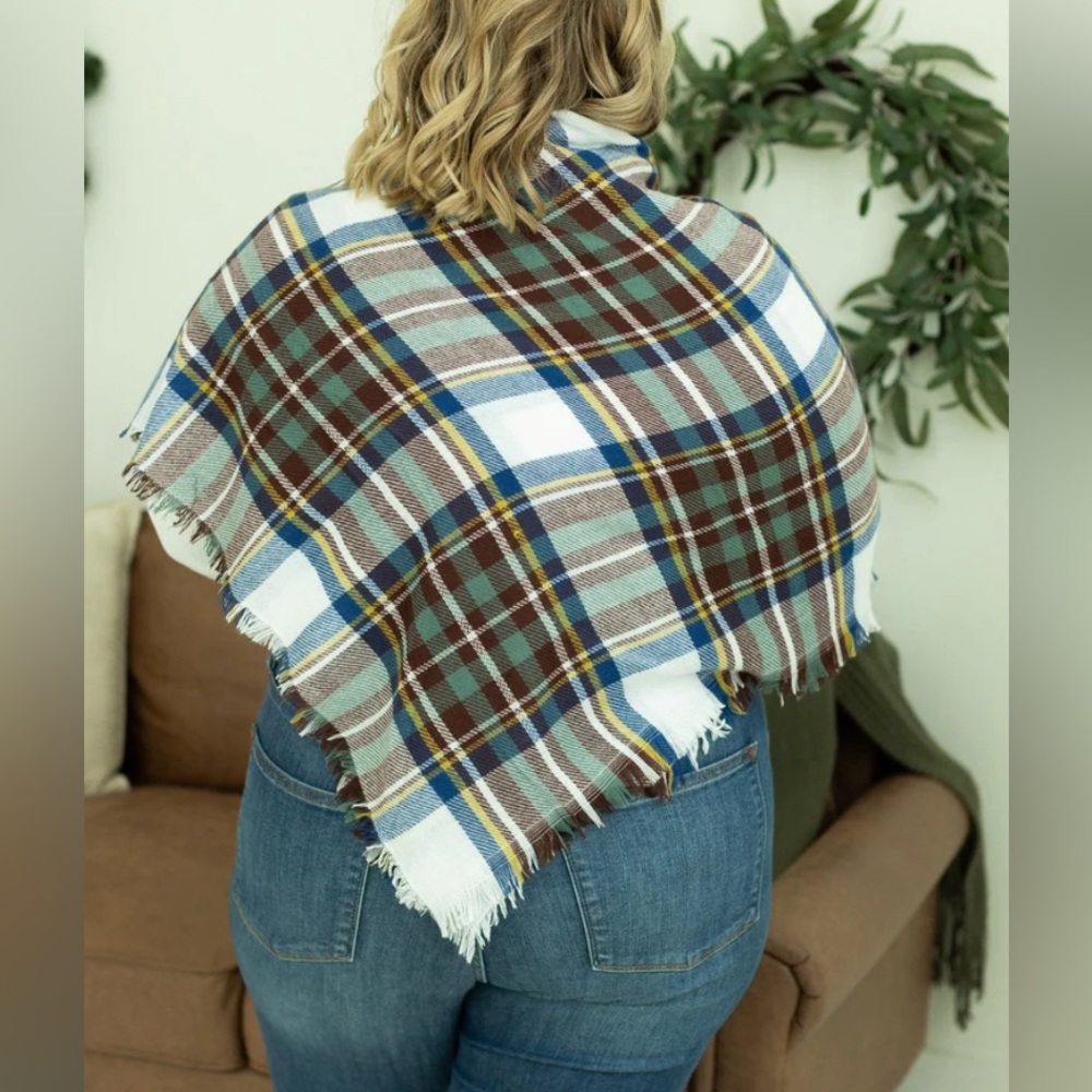 NWOT Blanket scarf - Picture 4 of 4